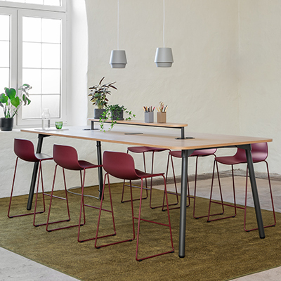 MATERIA_Etage-table_Neo-Lite-bar-stool_Interior-1.jpg